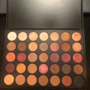 Morphe eyeshadow palette